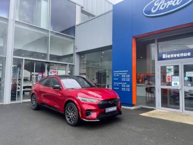 Voir le détail de l'offre de cette FORD Mustang Mach-E Extended Range 99kWh 487ch AWD GT de 2022 en vente à partir de 639.29 €  / mois