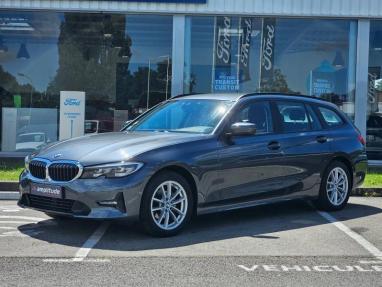 Voir le détail de l'offre de cette BMW Série 3 Touring 318dA MH 150ch Lounge de 2021 en vente à partir de 341.42 €  / mois