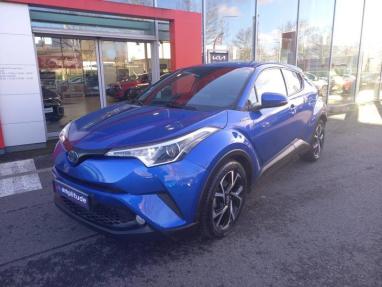 Voir le détail de l'offre de cette TOYOTA C-HR 122h Dynamic 2WD E-CVT de 2018 en vente à partir de 244.39 €  / mois