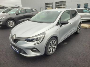 Voir le détail de l'offre de cette RENAULT Clio 1.6 E-Tech hybride 145ch Evolution de 2022 en vente à partir de 242.98 € / mois