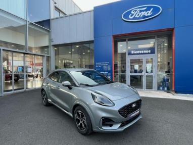 Voir le détail de l'offre de cette FORD Puma 1.0 EcoBoost Hybrid 125 ch S&S ( (mHEV essence) BVM6 5p ST-LINE de 2025 en vente à partir de 28 150 € 