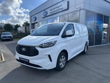 Voir le détail de l'offre de cette FORD Transit Custom Fg 300 L2H1 2.0 EcoBlue 150ch Limited de 2025 en vente à partir de 37 999 € 