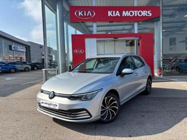 Voir le détail de l'offre de cette VOLKSWAGEN Golf 1.0 TSI OPF 110ch Life Business de 2022 en vente à partir de 252.62 €  / mois