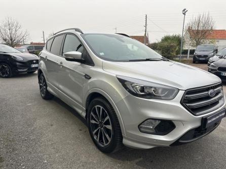 FORD Kuga 1.5 TDCi 120ch Stop&Start ST-Line 4x2 Euro6.2 à vendre à Auxerre - Image n°3